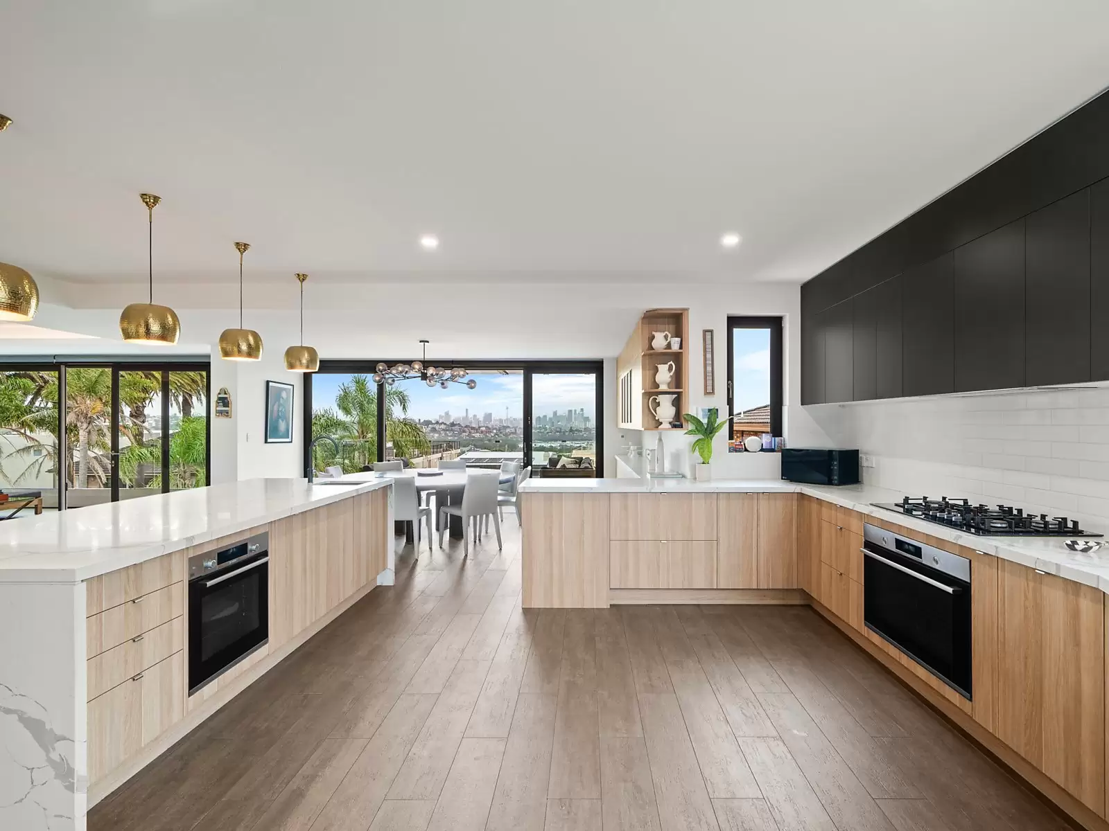 216 Military Road, Dover Heights Auction by Sydney Sotheby's International Realty - image 4