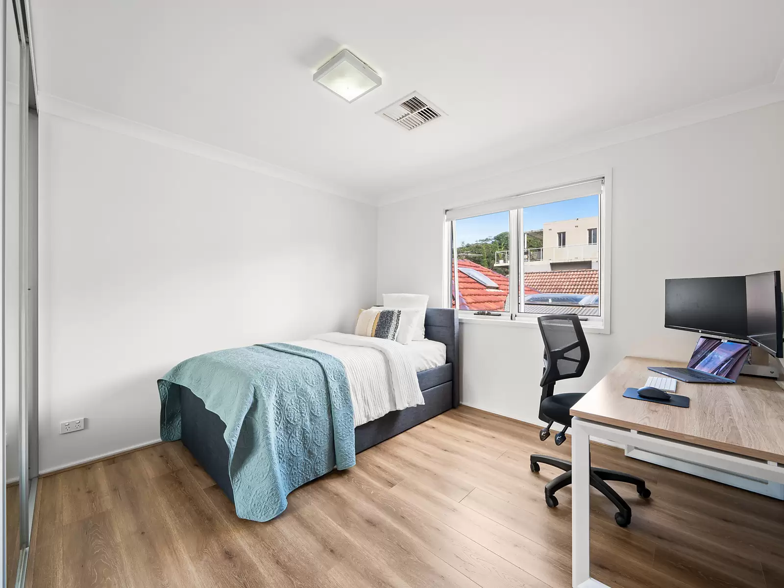 96 Wellington Street, Bondi Beach Auction by Sydney Sotheby's International Realty - image 13