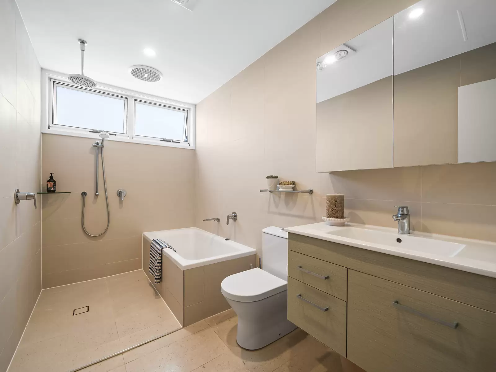 96 Wellington Street, Bondi Beach Auction by Sydney Sotheby's International Realty - image 14