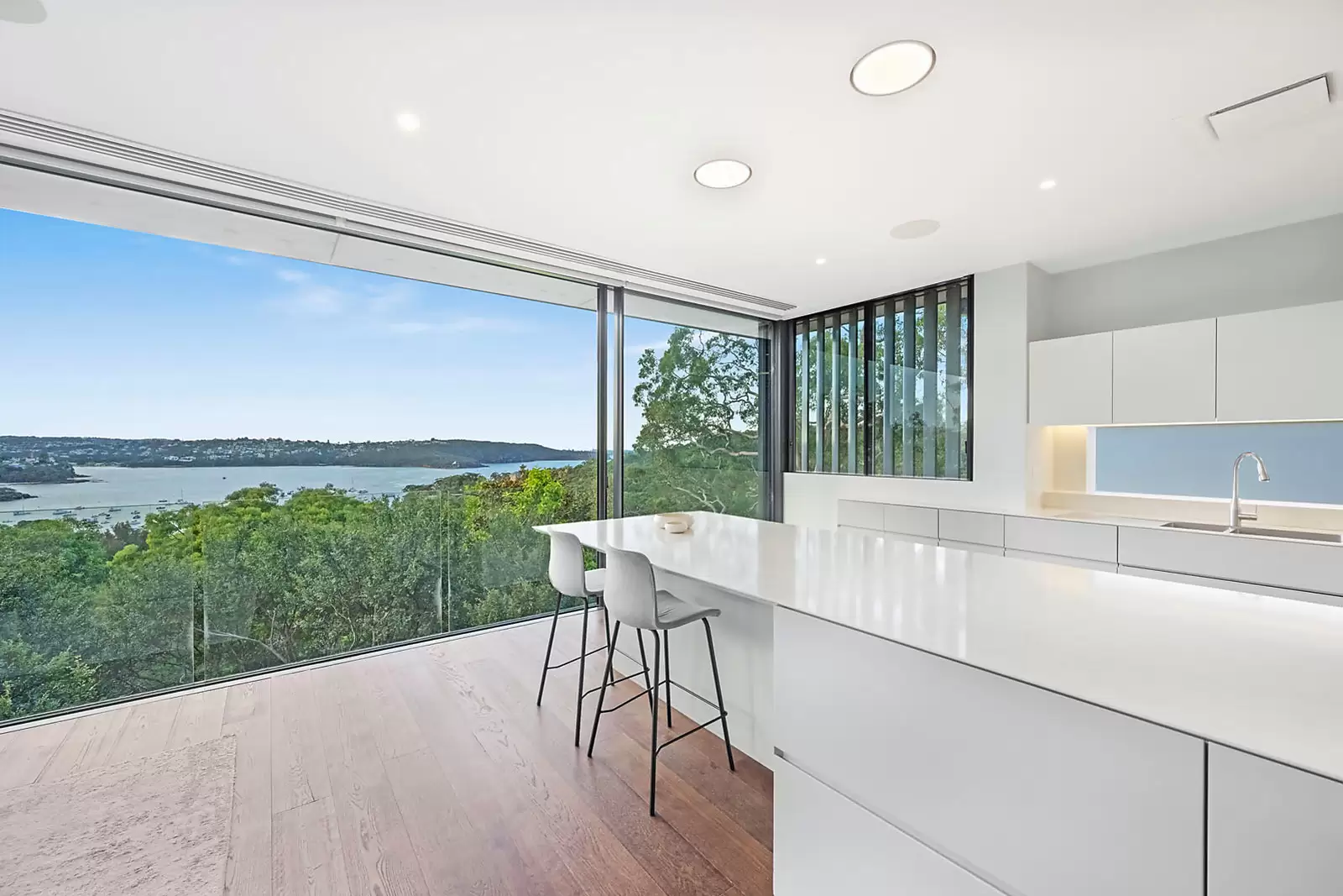 11 Wolseley Road, Mosman Auction by Sydney Sotheby's International Realty - image 4