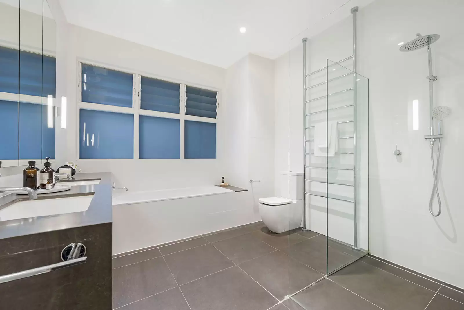 11 Wolseley Road, Mosman Auction by Sydney Sotheby's International Realty - image 16