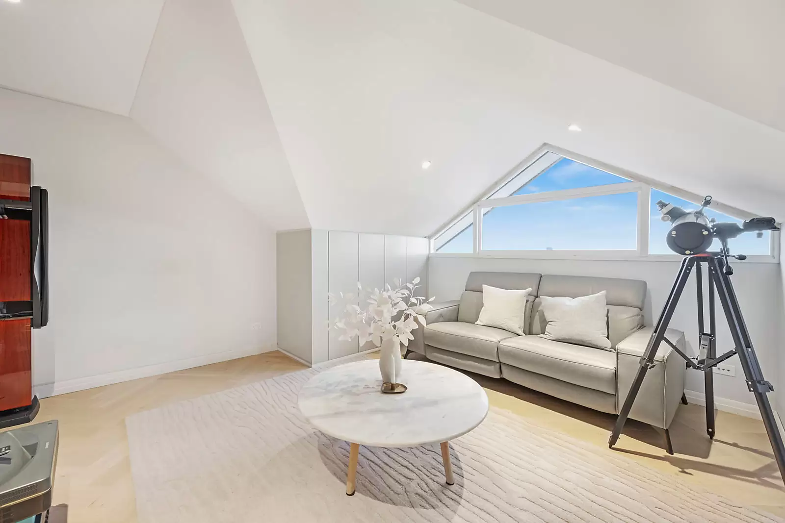 11 Wolseley Road, Mosman Auction by Sydney Sotheby's International Realty - image 17