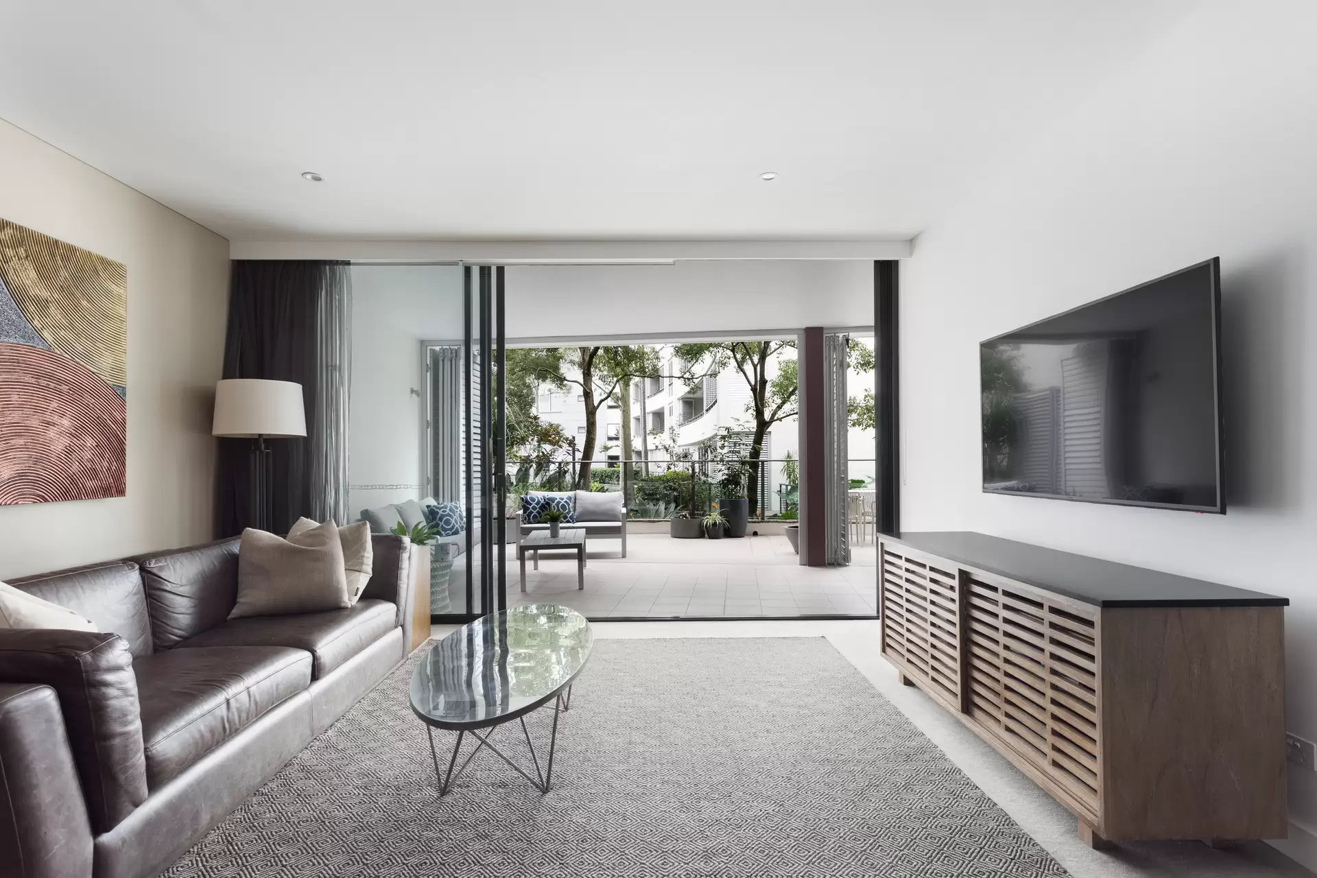 12/16 Neild Avenue, Darlinghurst Auction by Sydney Sotheby's International Realty - image 1
