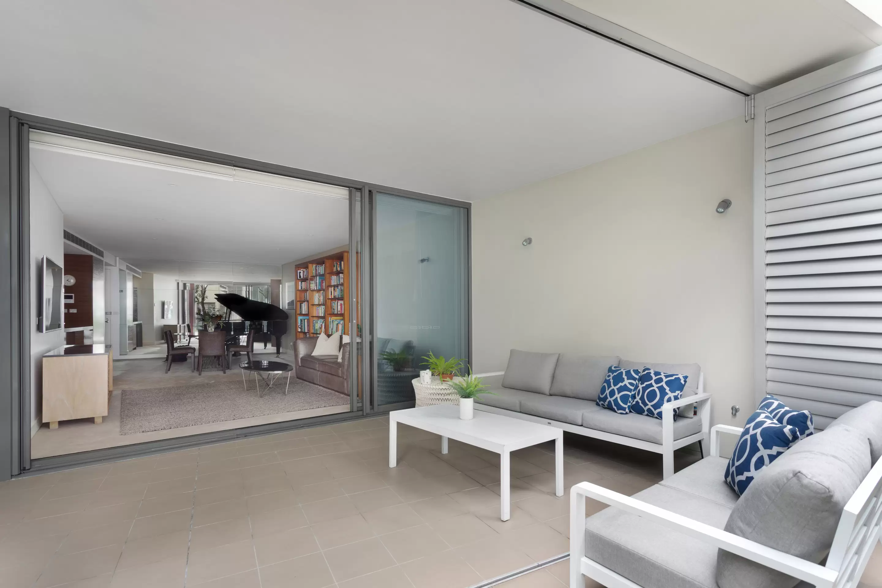 12/16 Neild Avenue, Darlinghurst Auction by Sydney Sotheby's International Realty - image 5
