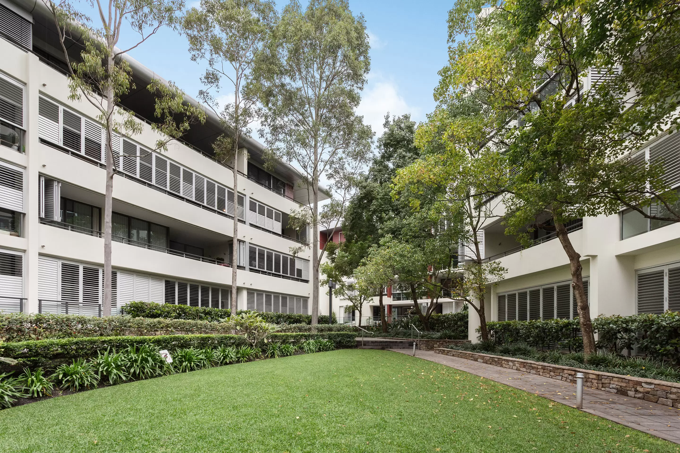 12/16 Neild Avenue, Darlinghurst Auction by Sydney Sotheby's International Realty - image 14