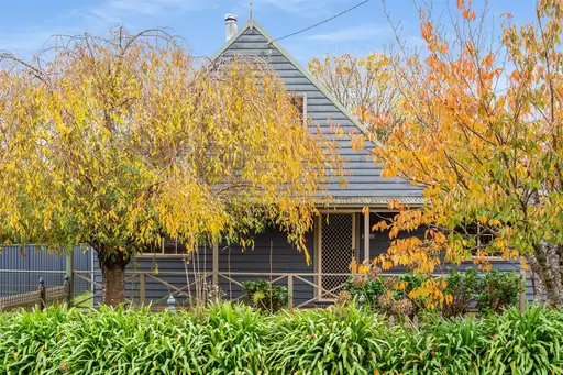 12 Swan Street, Robertson For Sale by Sydney Sotheby's International Realty