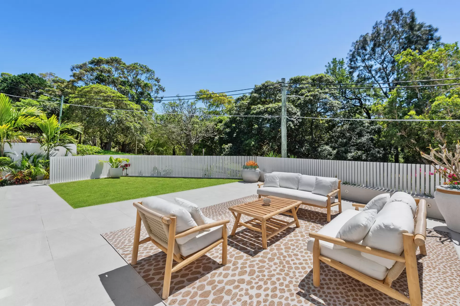 27 Varna Street, Clovelly For Sale by Sydney Sotheby's International Realty - image 2