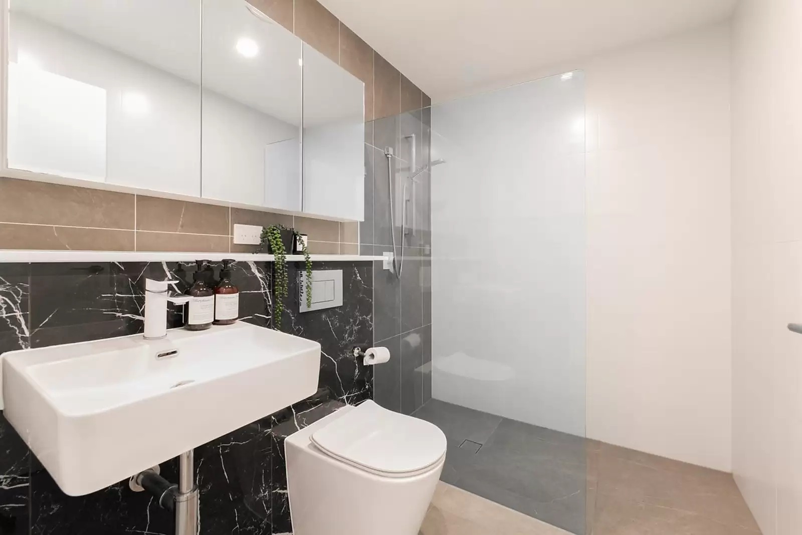 Unit 101/41 Rhodes Street, Hillsdale For Sale by Sydney Sotheby's International Realty - image 9
