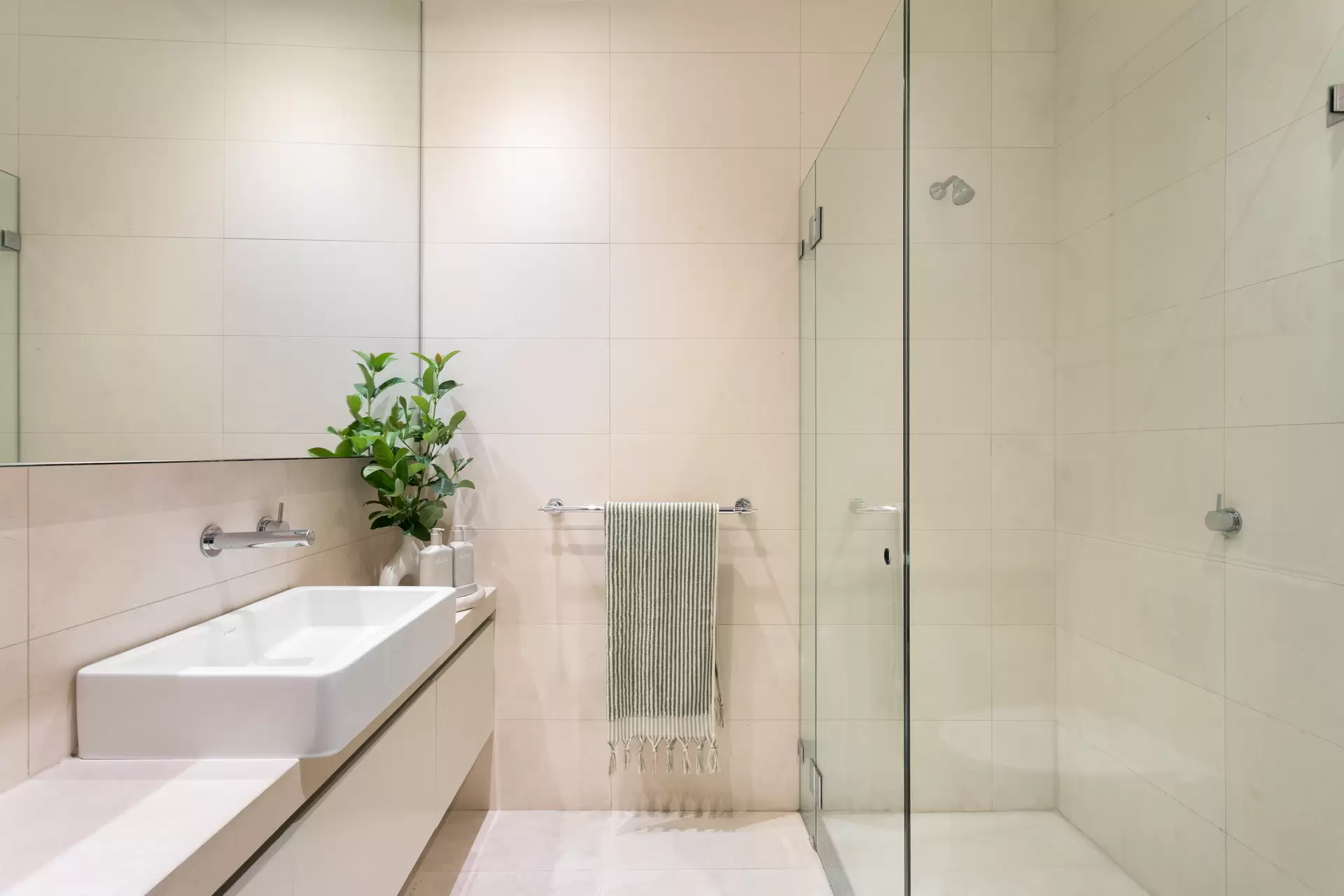 445 Crown Street, Surry Hills Auction by Sydney Sotheby's International Realty - image 1
