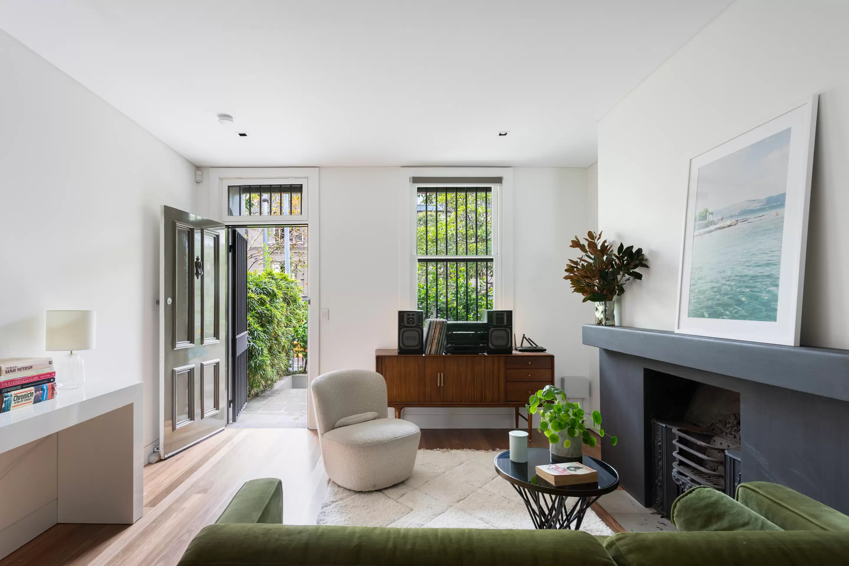 445 Crown Street, Surry Hills Auction by Sydney Sotheby's International Realty - image 2