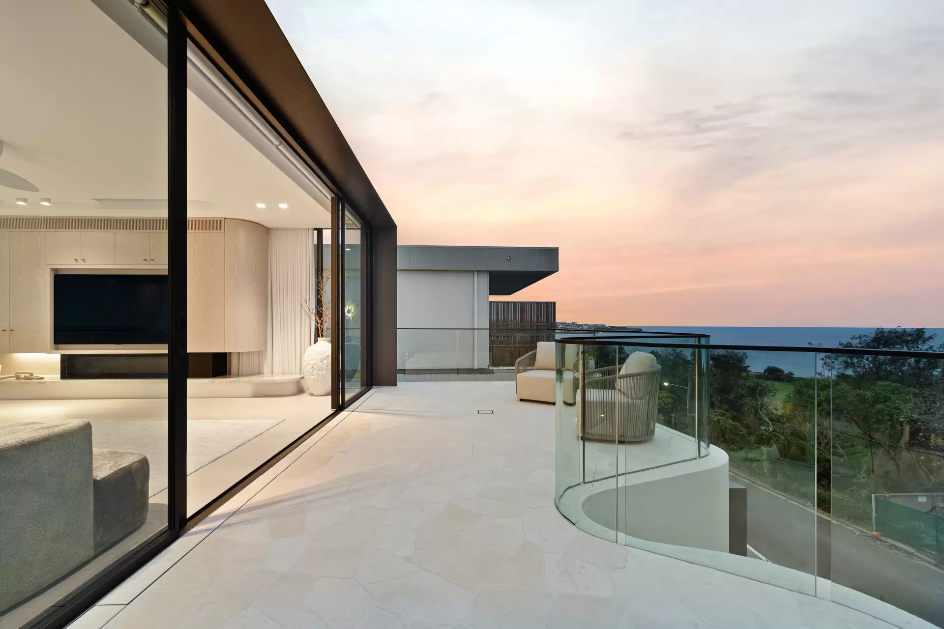 28 Wolseley Road, South Coogee Auction by Sydney Sotheby's International Realty - image 22