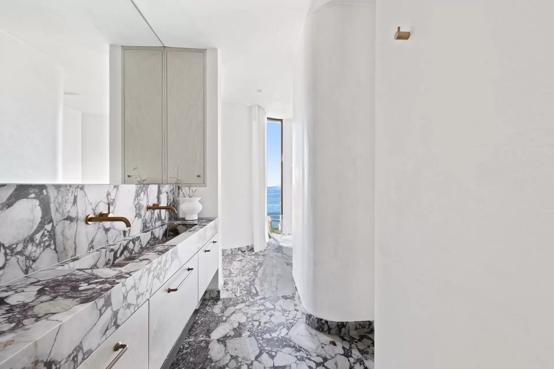 28 Wolseley Road, South Coogee Auction by Sydney Sotheby's International Realty - image 15