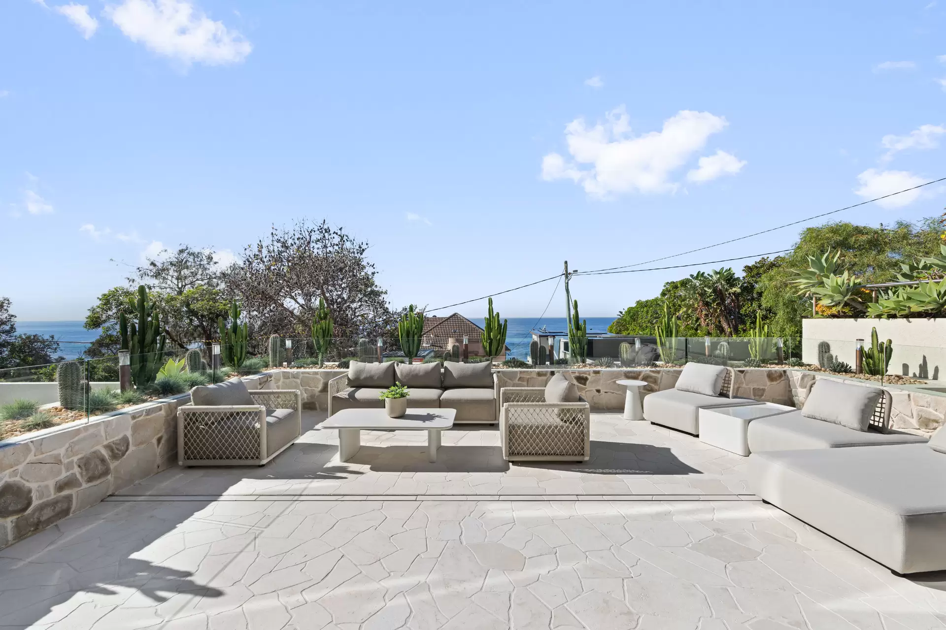 28 Wolseley Road, South Coogee Auction by Sydney Sotheby's International Realty - image 10