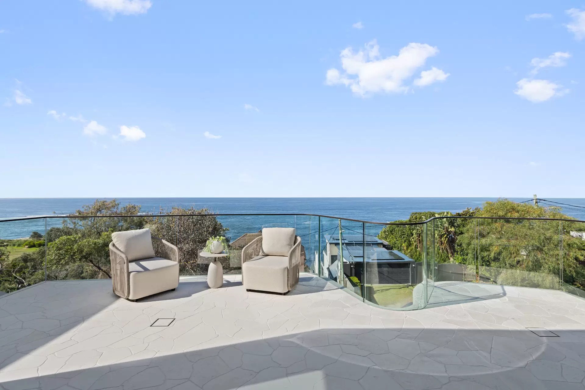 28 Wolseley Road, South Coogee Auction by Sydney Sotheby's International Realty - image 2