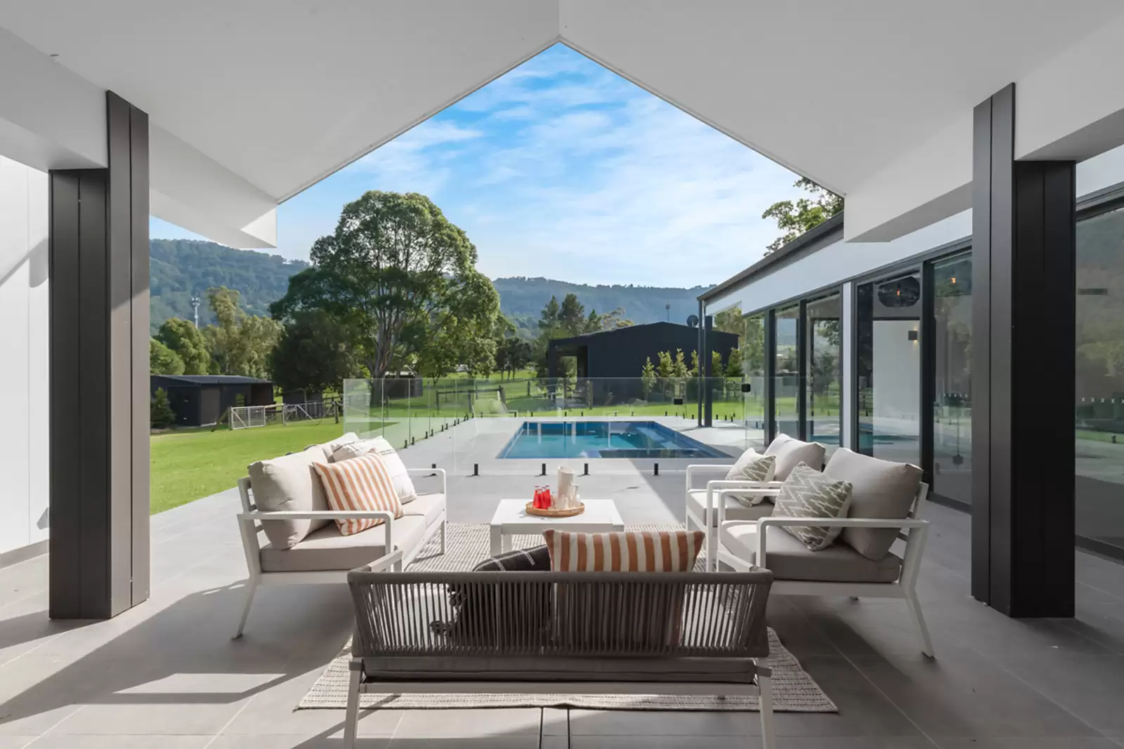 80 Boxsells Lane, Meroo Meadow Auction by Sydney Sotheby's International Realty - image 2