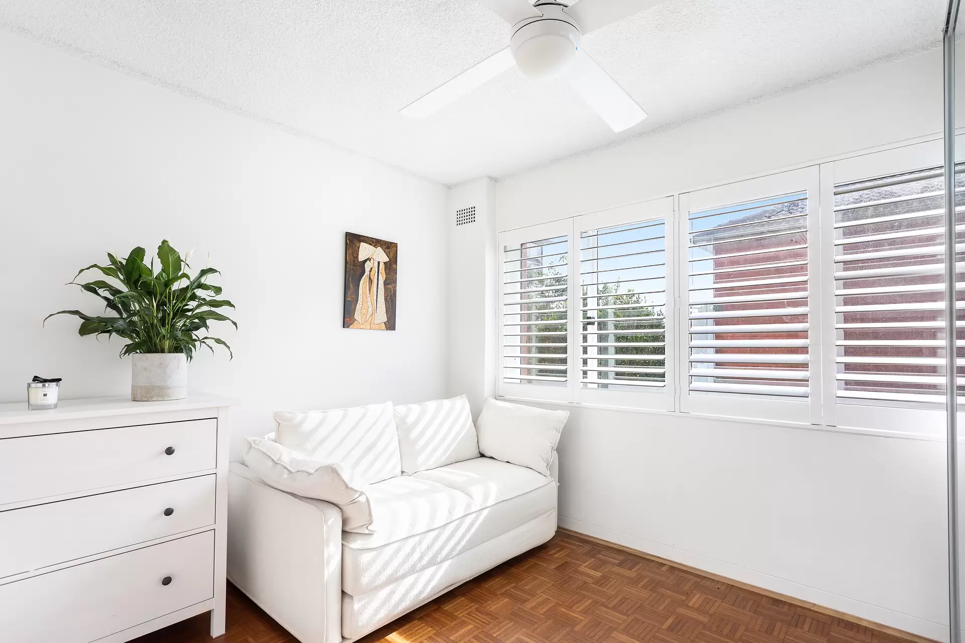 2/46 Coogee Bay Road, Randwick Auction by Sydney Sotheby's International Realty - image 6