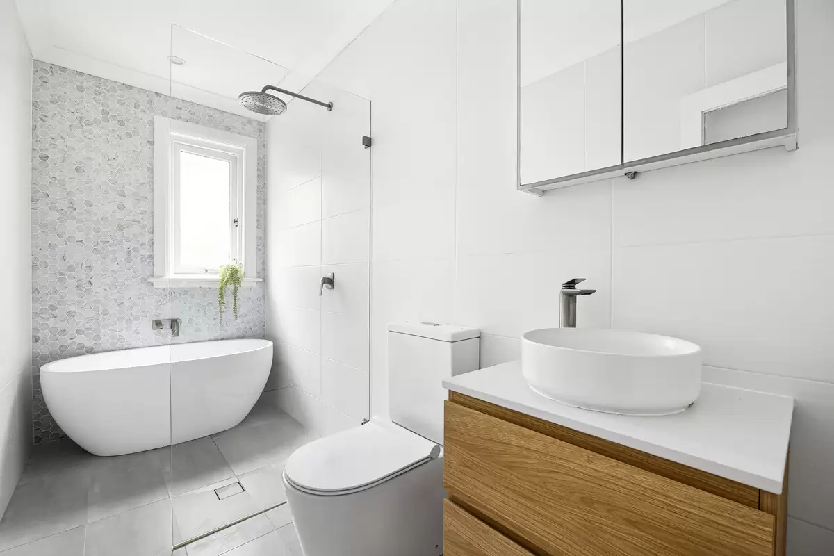 4/116 Carrington Road, Randwick Sold by Sydney Sotheby's International Realty - image 7