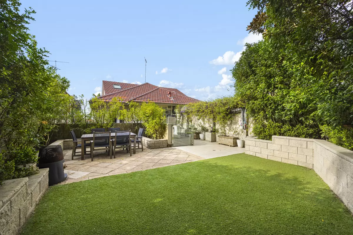 4/116 Carrington Road, Randwick Sold by Sydney Sotheby's International Realty - image 1