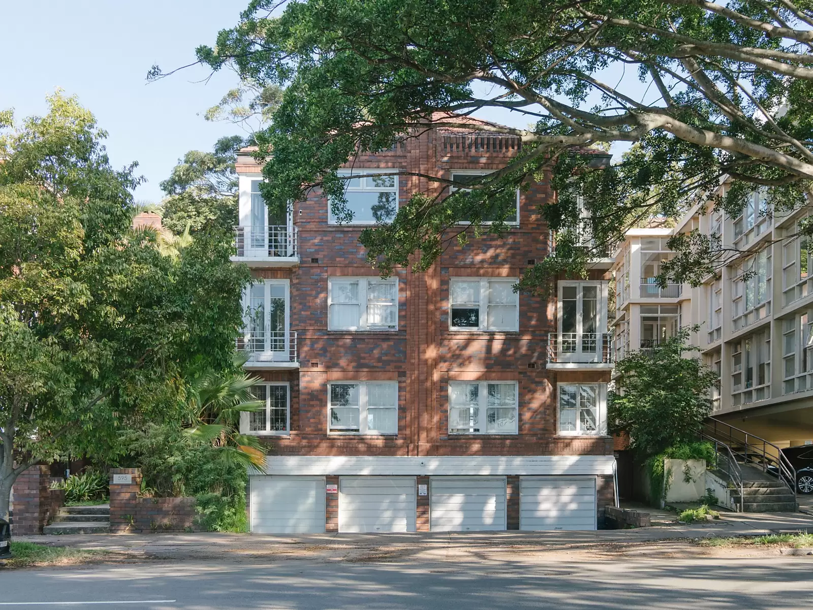 595 New South Head Road, Rose Bay Auction by Sydney Sotheby's International Realty - image 3