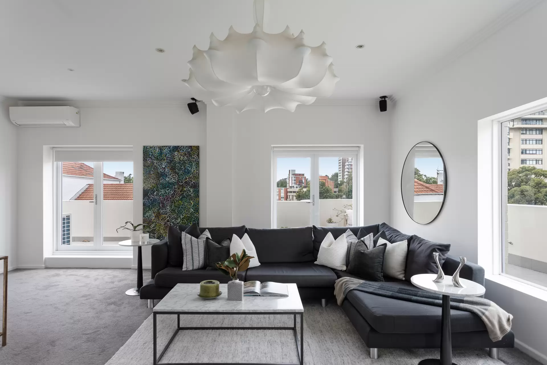 13/164 New South Head Road, Edgecliff Auction by Sydney Sotheby's International Realty - image 1