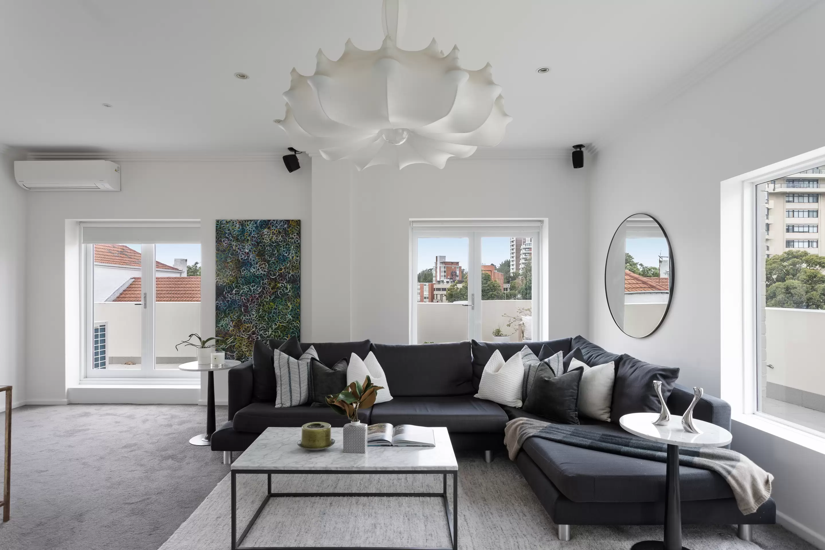 13/164 New South Head Road, Edgecliff Auction by Sydney Sotheby's International Realty - image 3