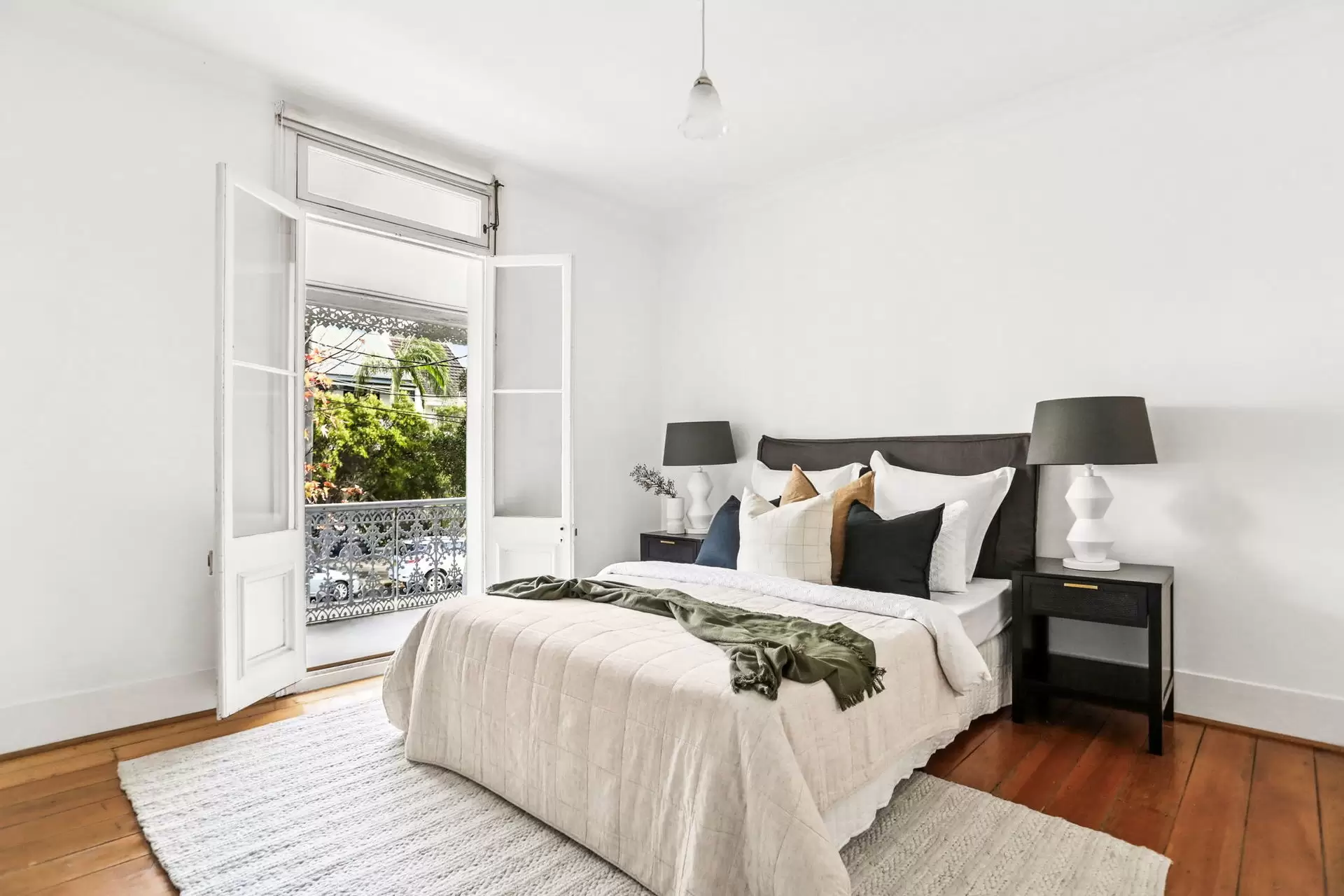 156 Windsor Street, Paddington Auction by Sydney Sotheby's International Realty - image 5
