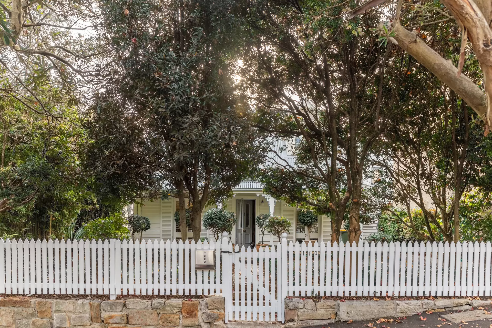 110 Sutherland Street, Paddington Auction by Sydney Sotheby's International Realty - image 1