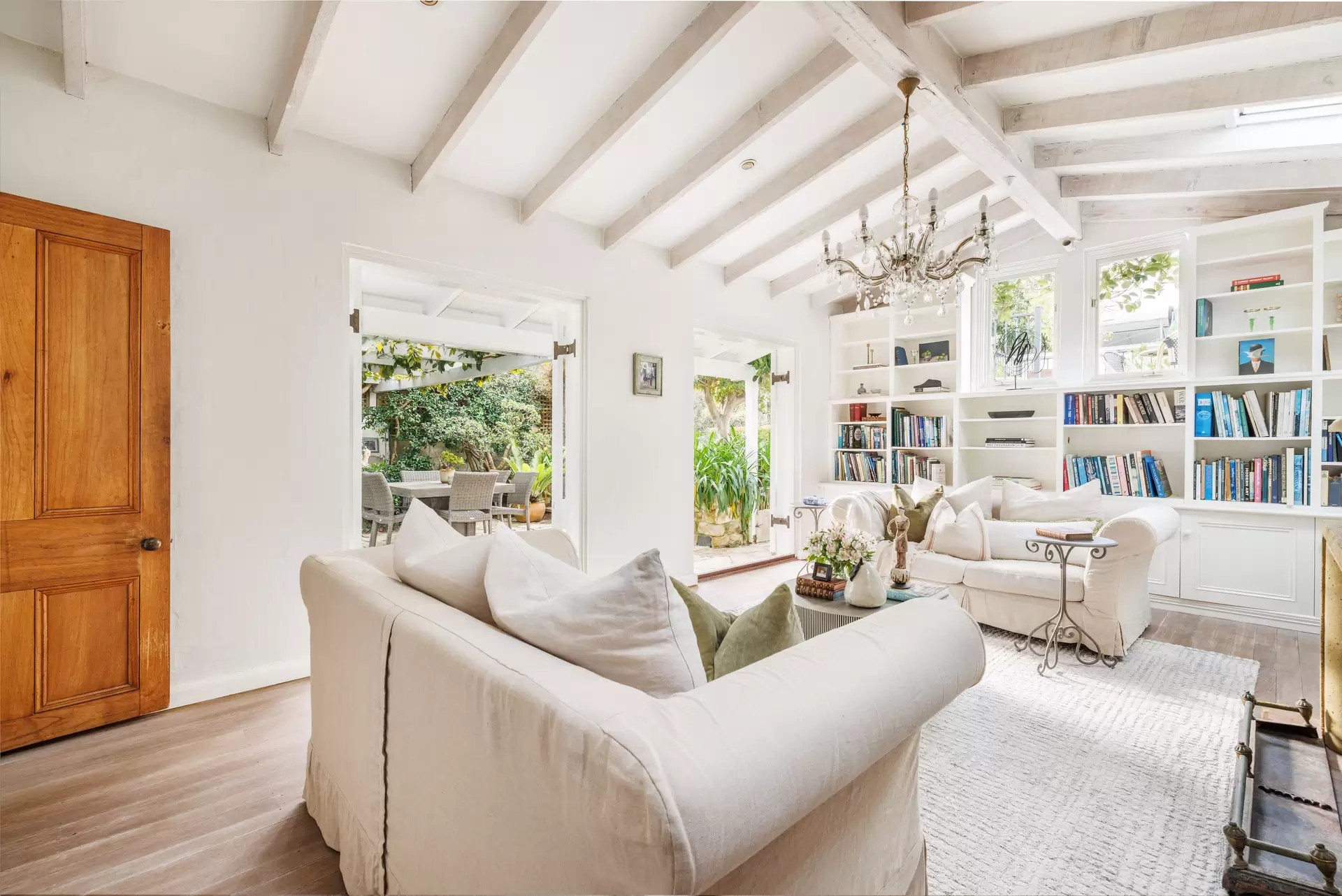 110 Sutherland Street, Paddington Auction by Sydney Sotheby's International Realty - image 1