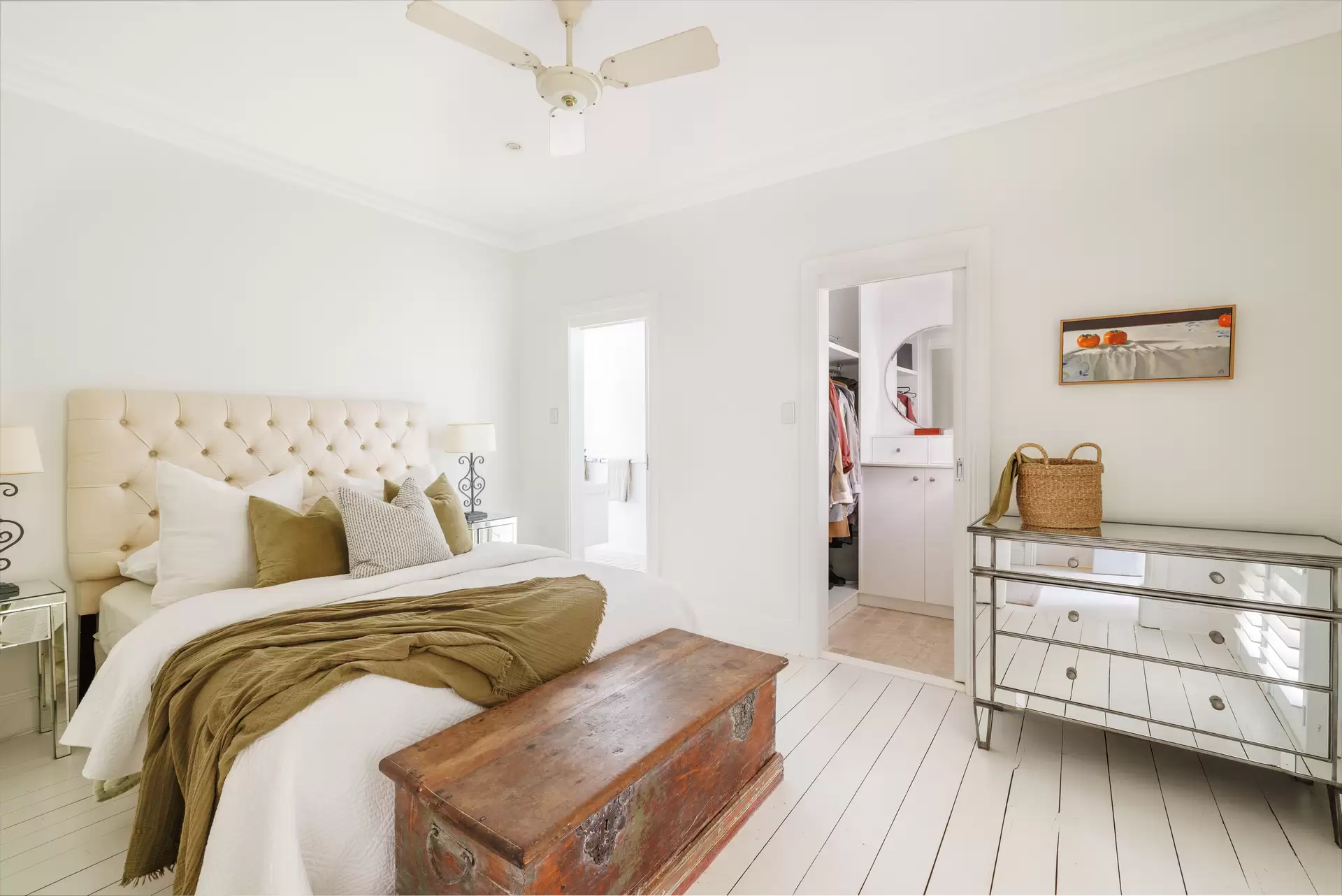 110 Sutherland Street, Paddington Auction by Sydney Sotheby's International Realty - image 1