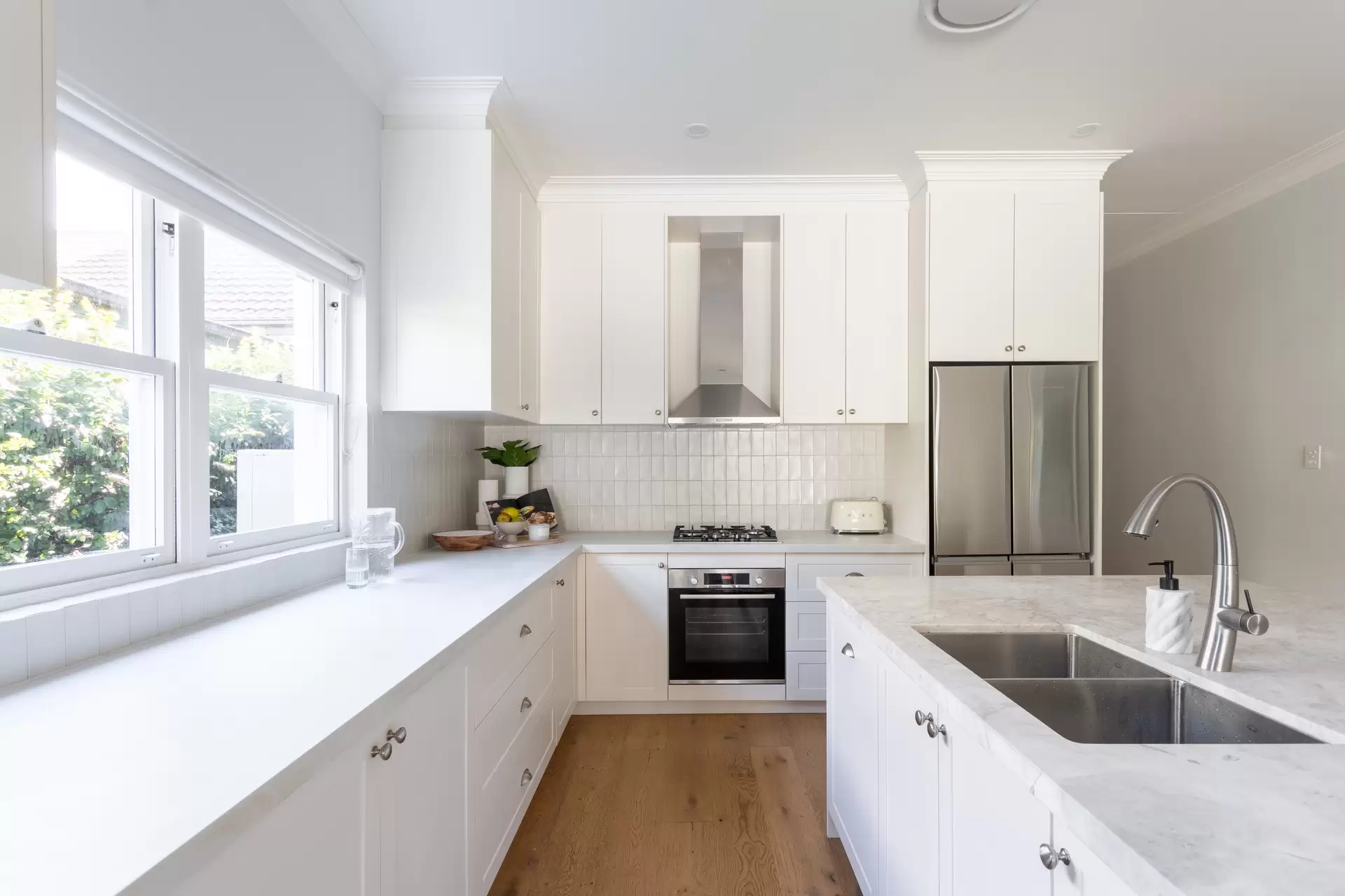 15 View Street, Woollahra Auction by Sydney Sotheby's International Realty - image 1