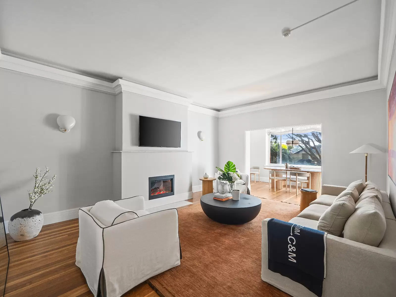1/410 Edgecliff Road, Woollahra Auction by Sydney Sotheby's International Realty - image 2