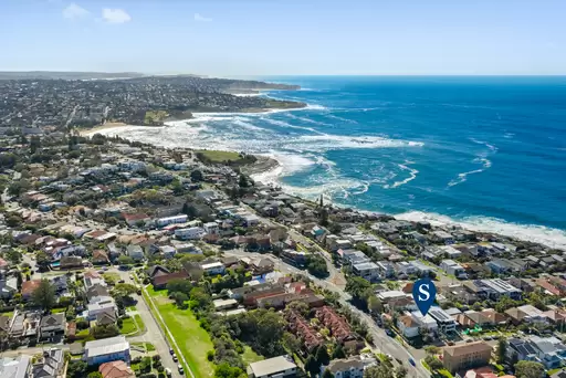 4 Edgecliffe Avenue, South Coogee Auction by Sydney Sotheby's International Realty