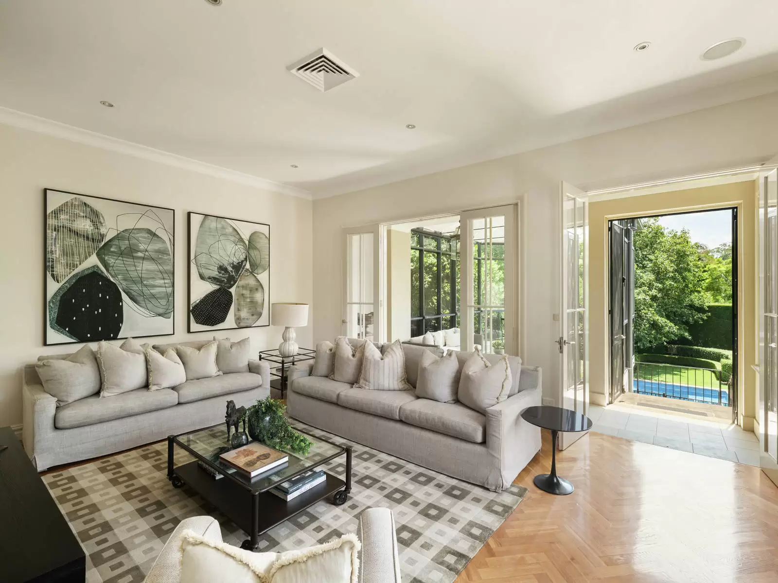 15 Church Street, Pymble Sold by Sydney Sotheby's International Realty - image 11