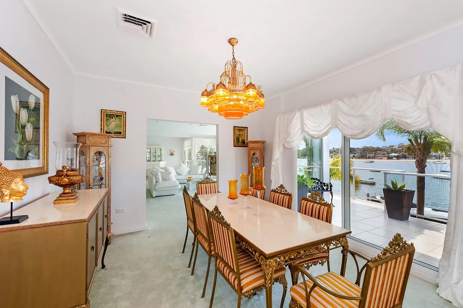 Photo #8: 2 Coolangatta Avenue, Burraneer - Sold by Sydney Sotheby's International Realty