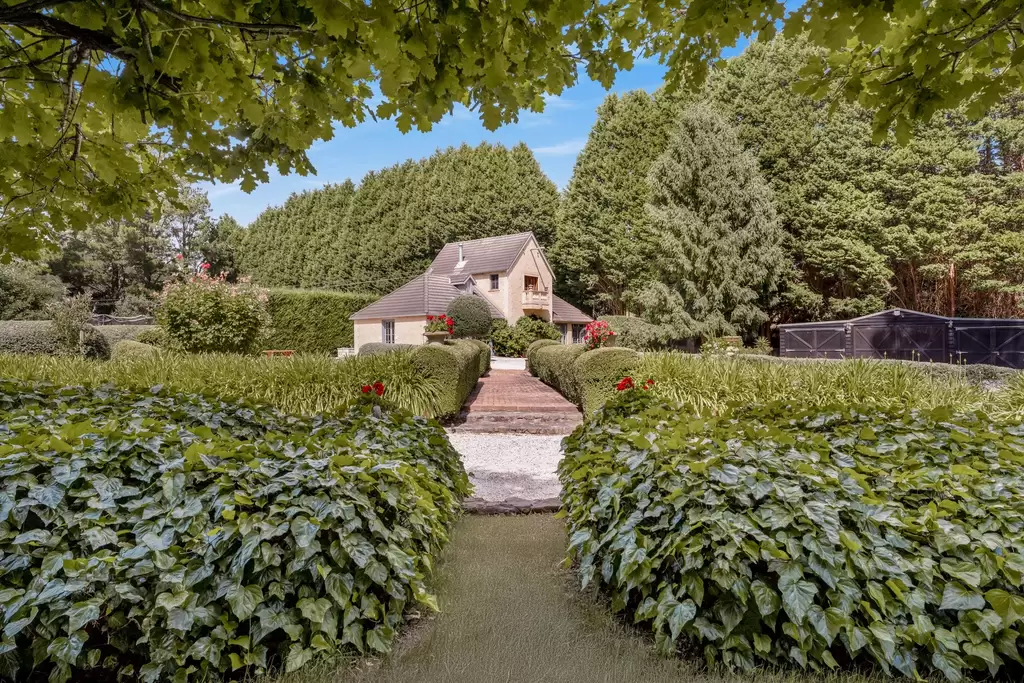 560 Oxleys Hill Road, Berrima For Sale by Sydney Sotheby's International Realty