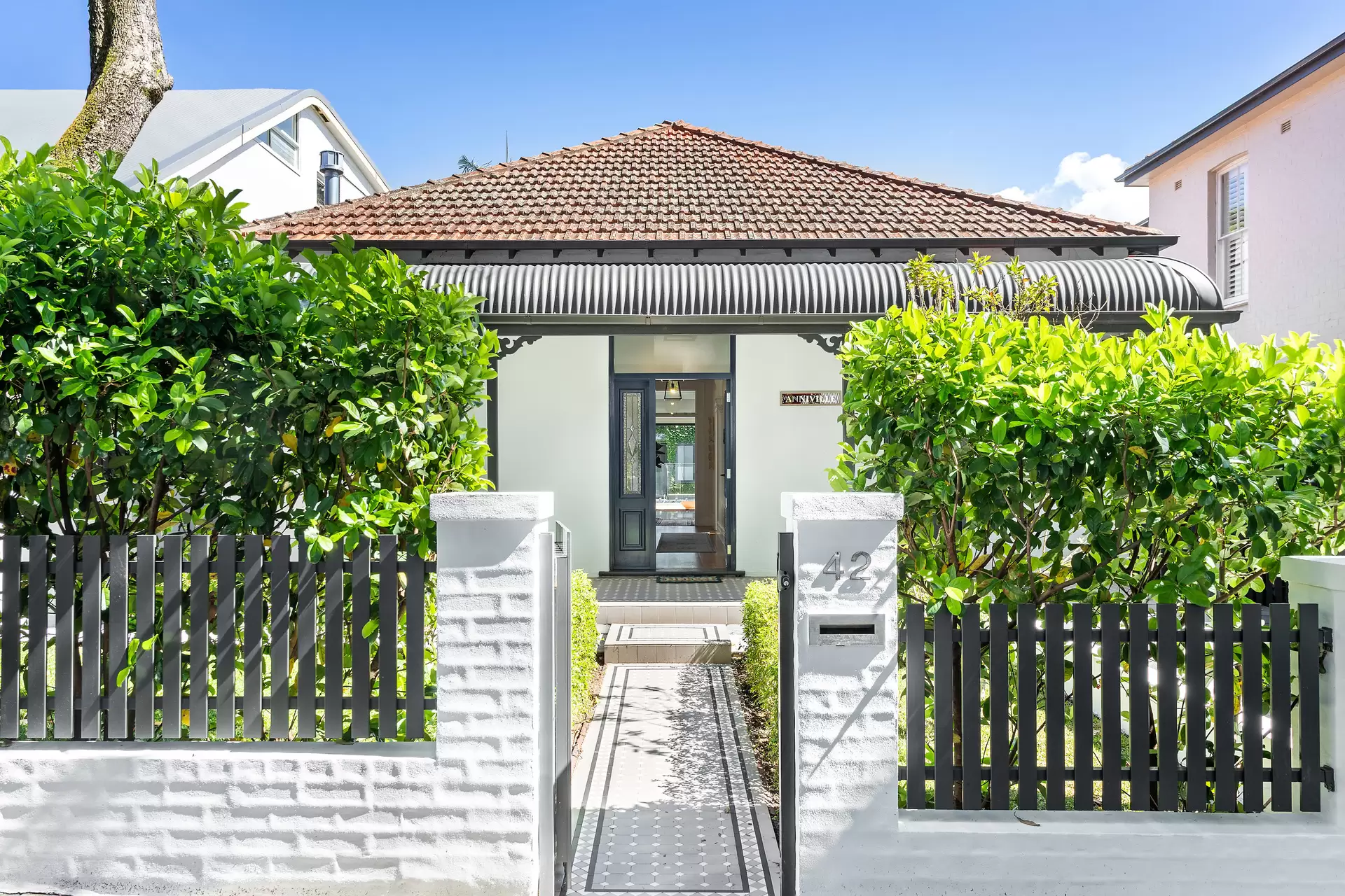 42 Earl Street, Randwick Sold by Sydney Sotheby's International Realty - image 3