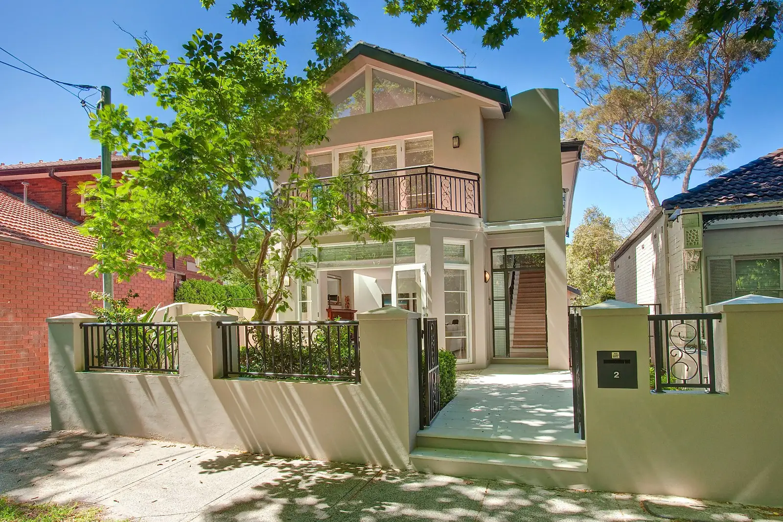 2 Epping Road, Double Bay Sold by Sydney Sotheby's International Realty - image 1