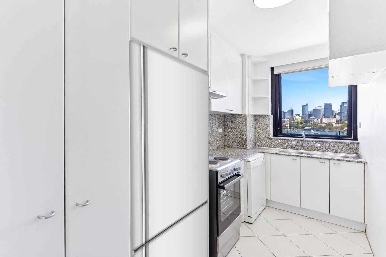 1C/23 Thornton Street, Darling Point Leased by Sydney Sotheby's International Realty - image 3