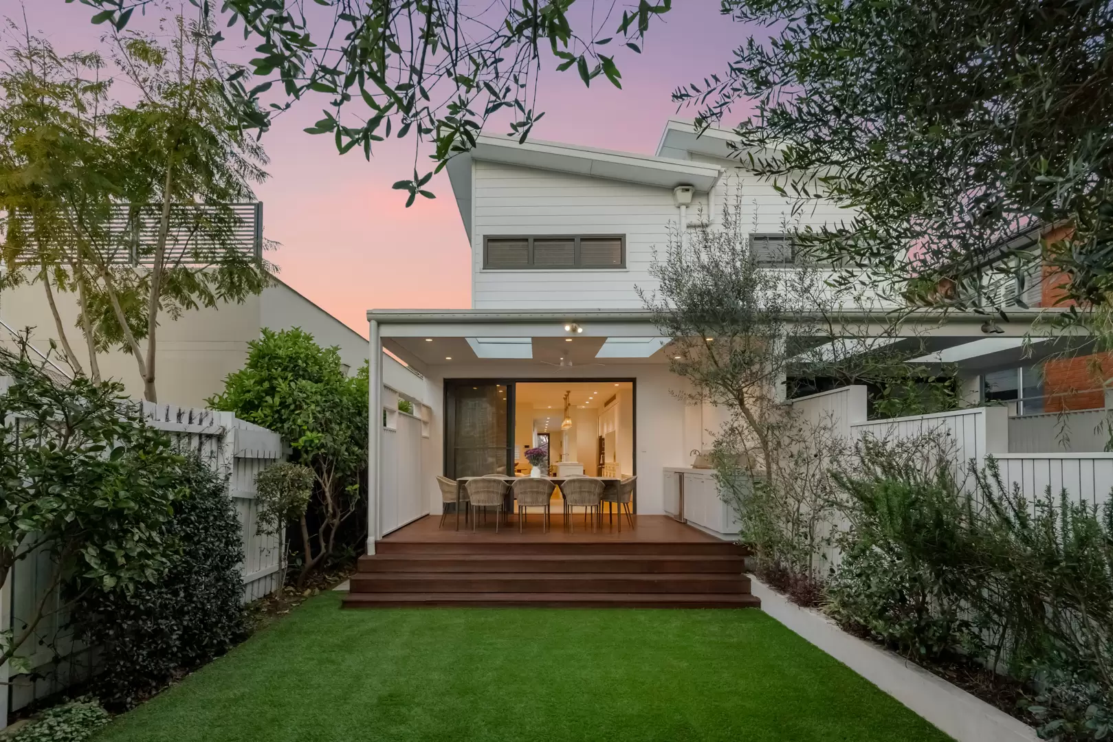 8 Clifton Road, Clovelly Sold by Sydney Sotheby's International Realty - image 1