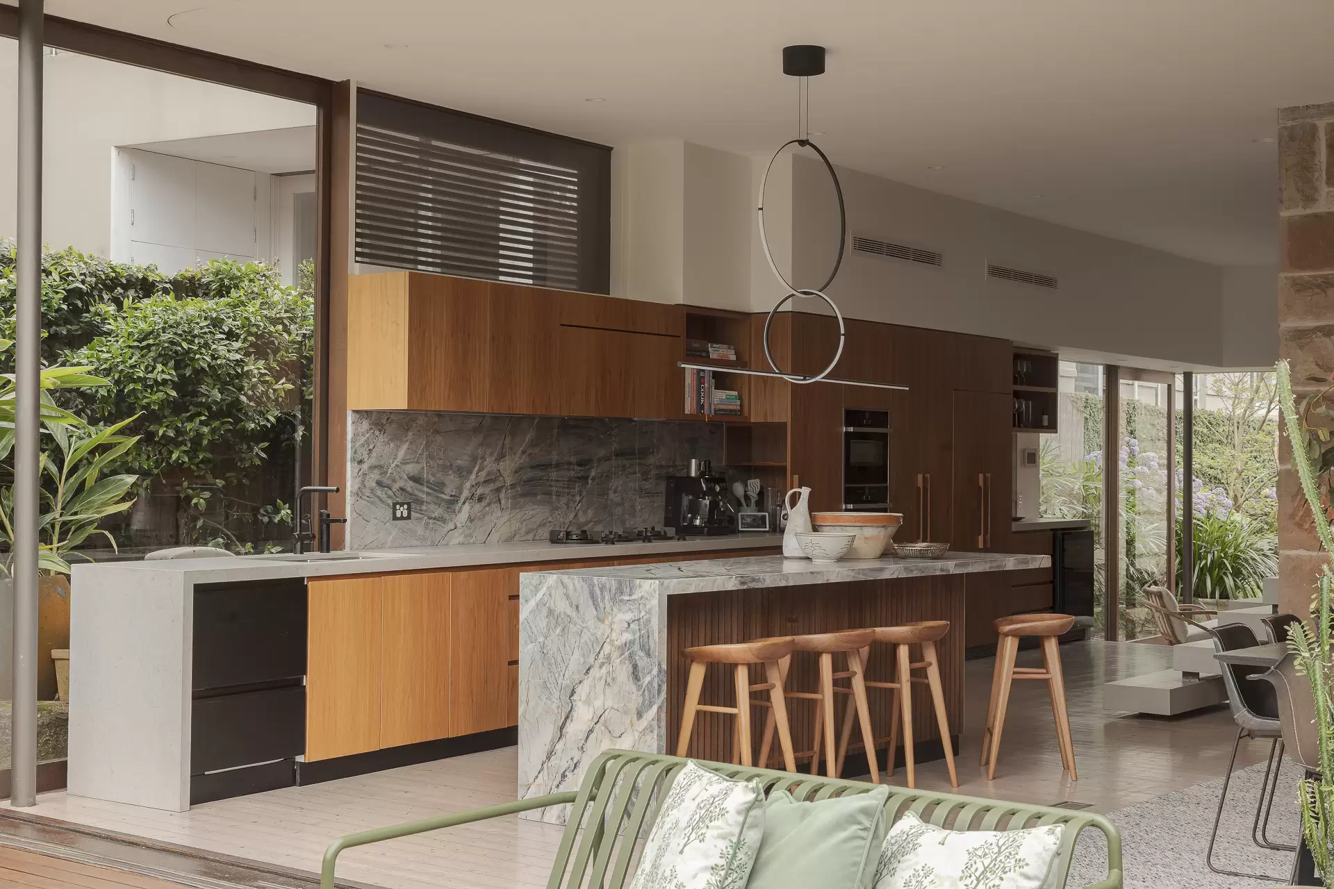 132 Wellington Street, Bondi Beach Sold by Sydney Sotheby's International Realty - image 8