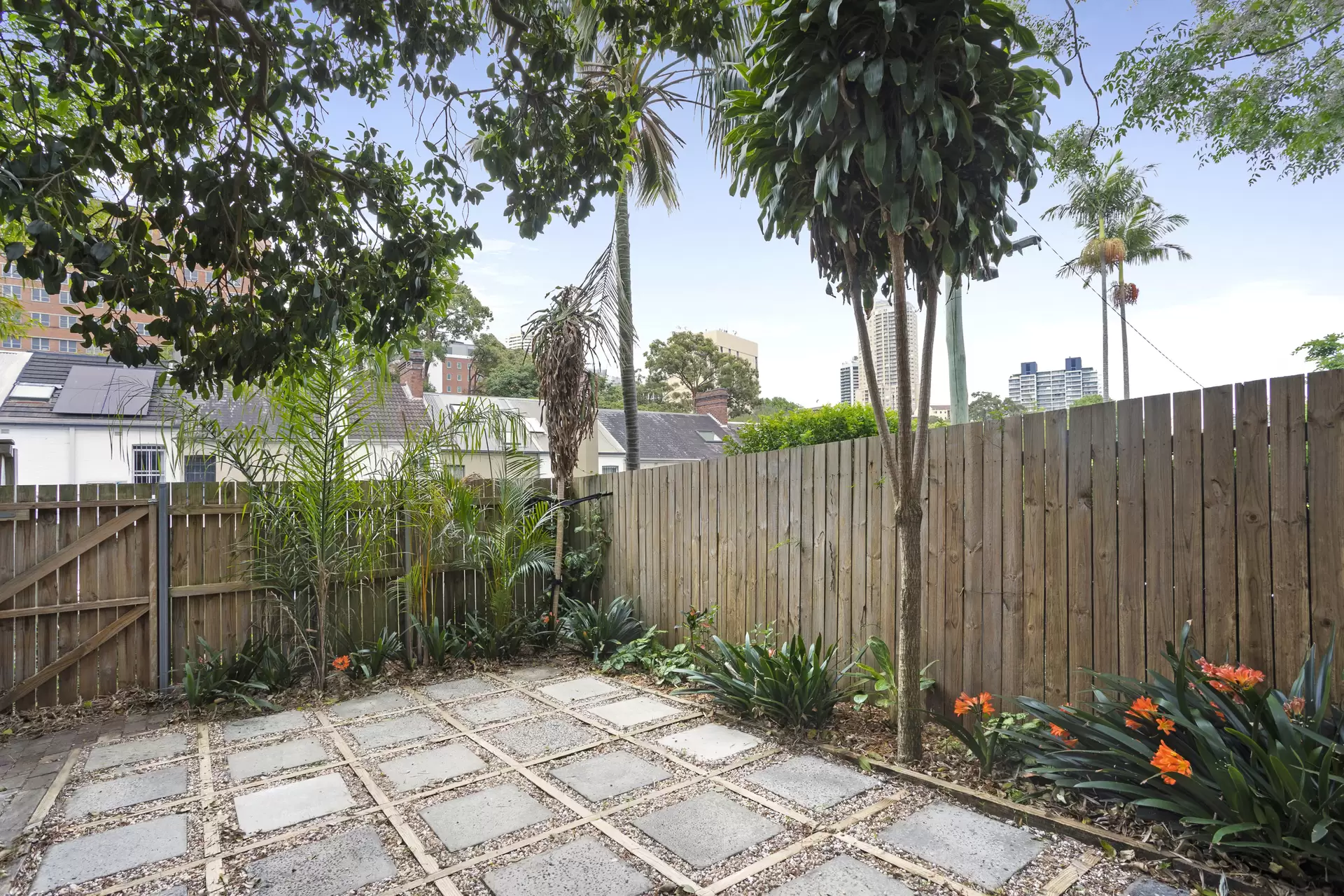 96 Liverpool Street, Paddington Sold by Sydney Sotheby's International Realty - image 1