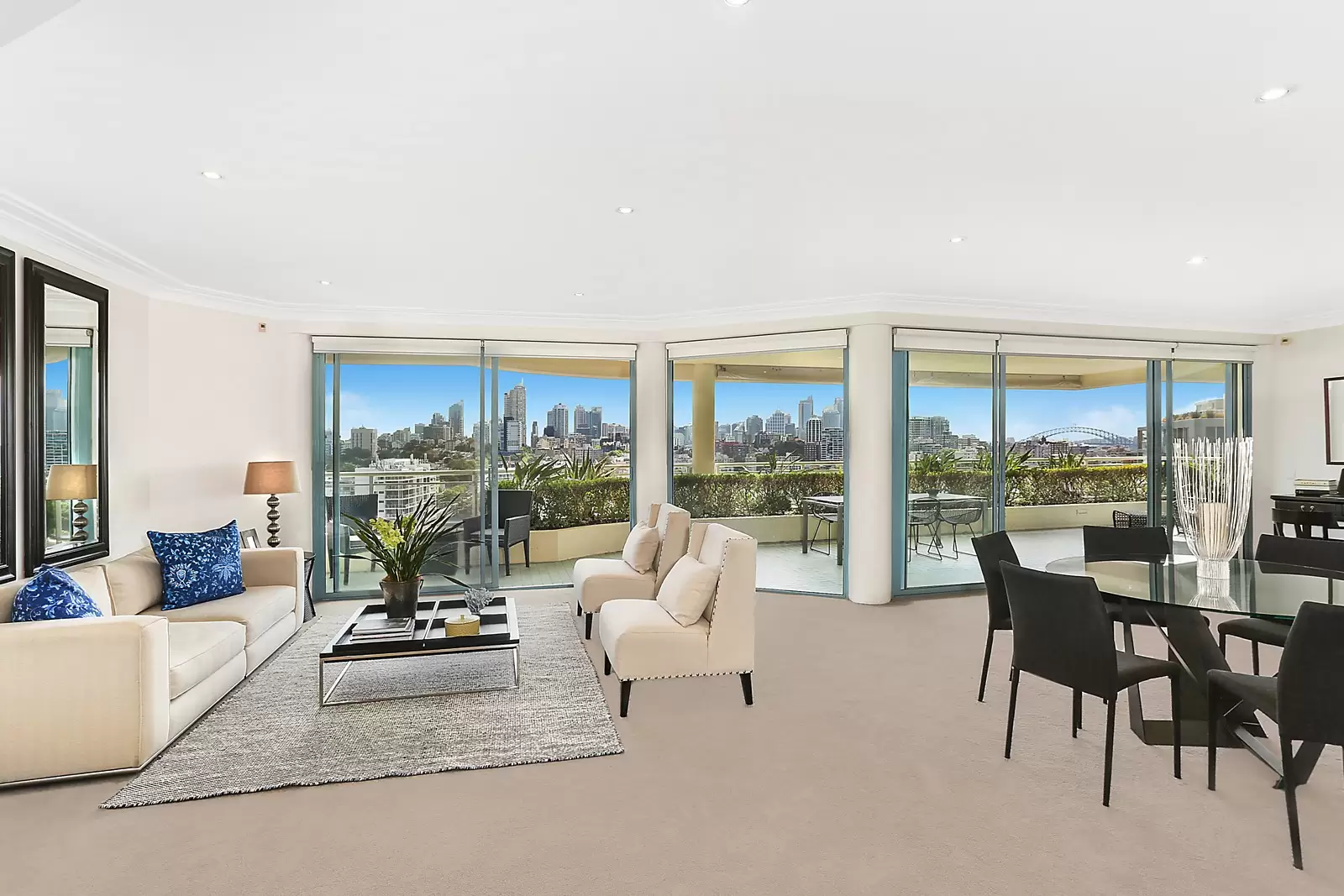 7/6 - 10 Darling Point Road, Darling Point Sold by Sydney Sotheby's International Realty - image 4