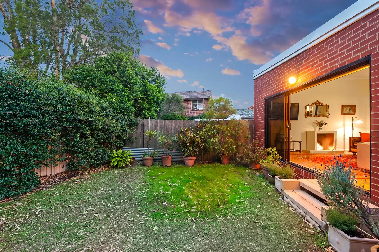 6 Kenny Avenue, Chifley Sold by Sydney Sotheby's International Realty - image 6