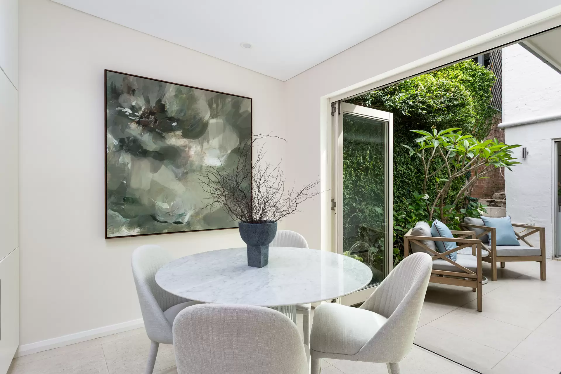 17 Hargrave Lane, Paddington Auction by Sydney Sotheby's International Realty - image 1
