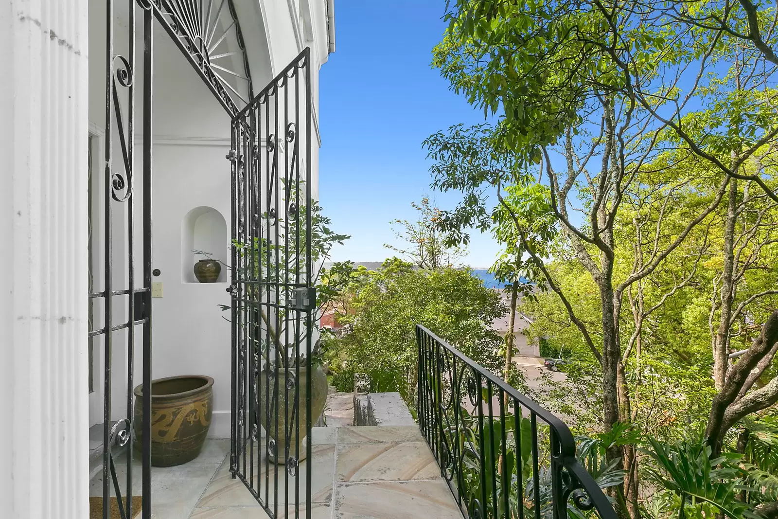 30 Wyuna Road, Point Piper Sold by Sydney Sotheby's International Realty - image 9