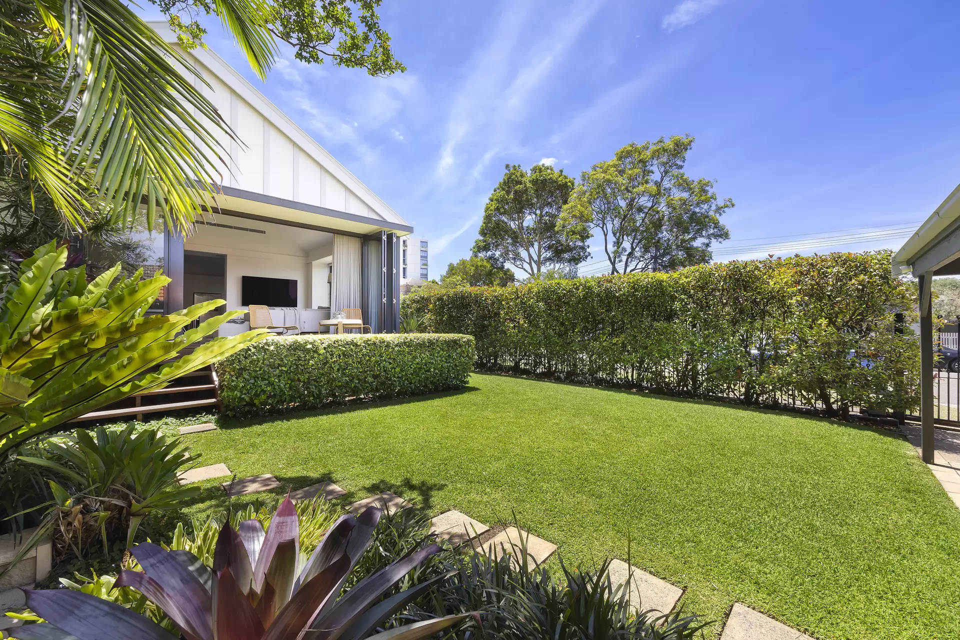 13 Roma Avenue, Kensington Auction by Sydney Sotheby's International Realty - image 2