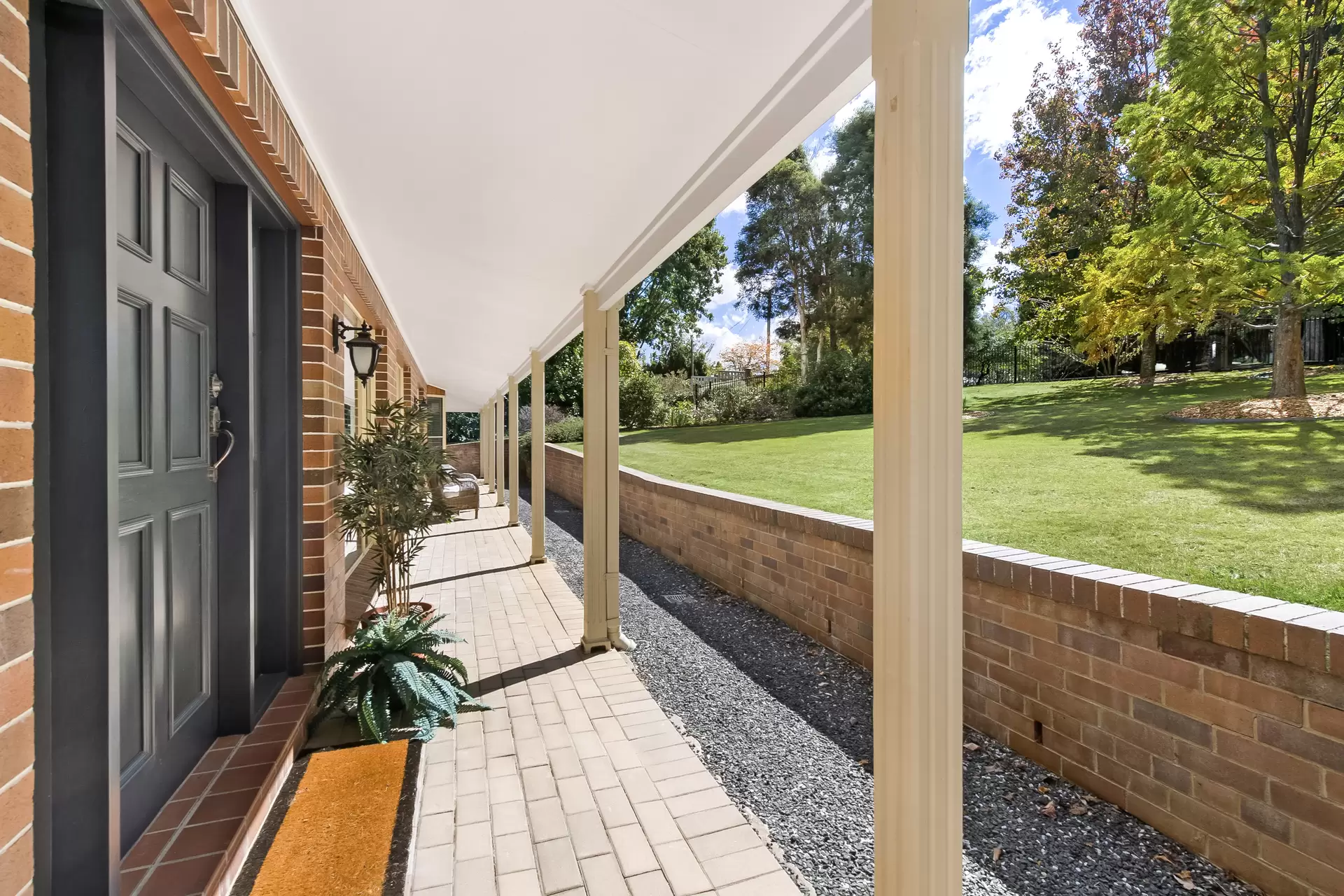 33 Phillip Street, Burradoo For Sale by Sydney Sotheby's International Realty - image 3