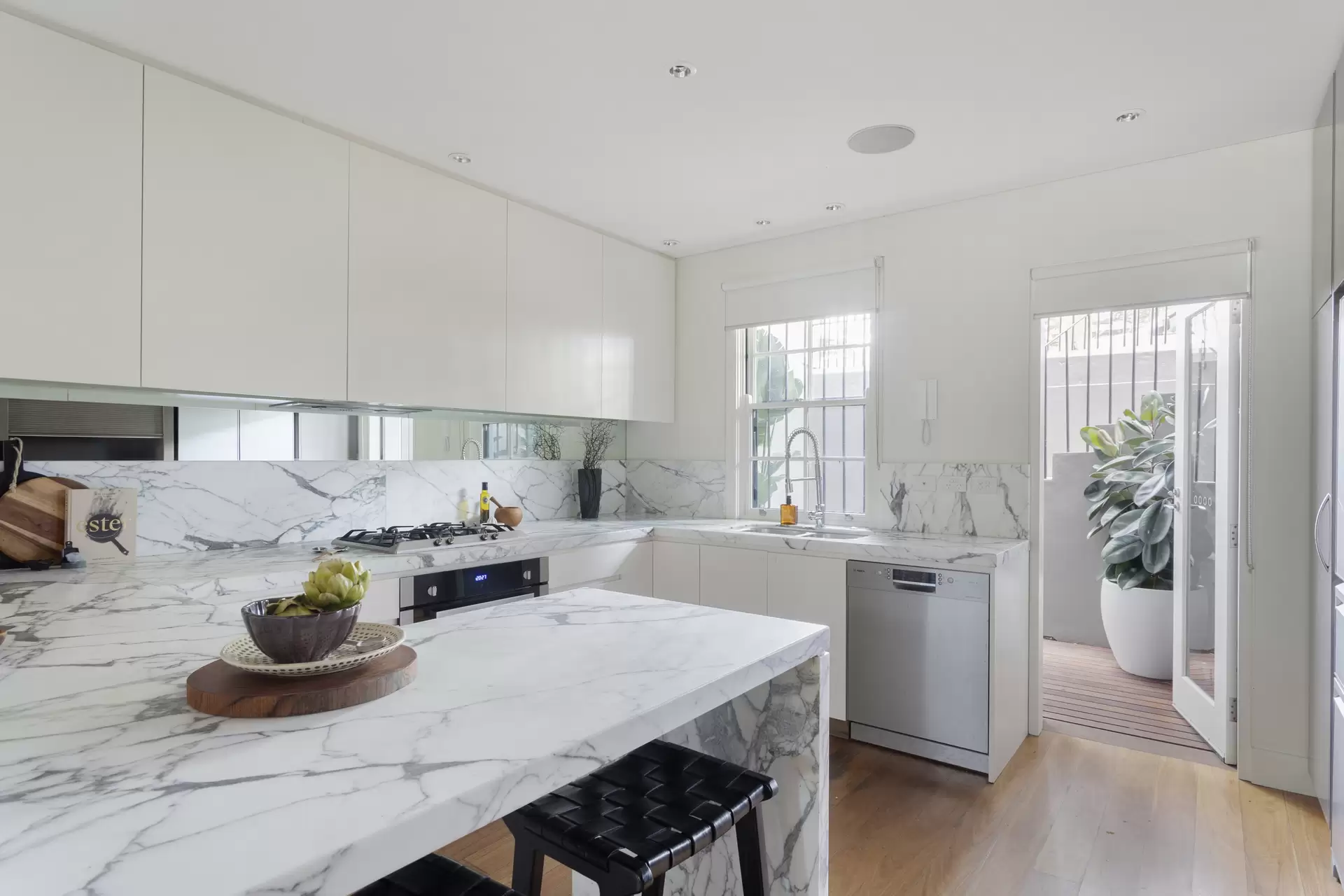 142 Hargrave Street, Paddington Sold by Sydney Sotheby's International Realty - image 1