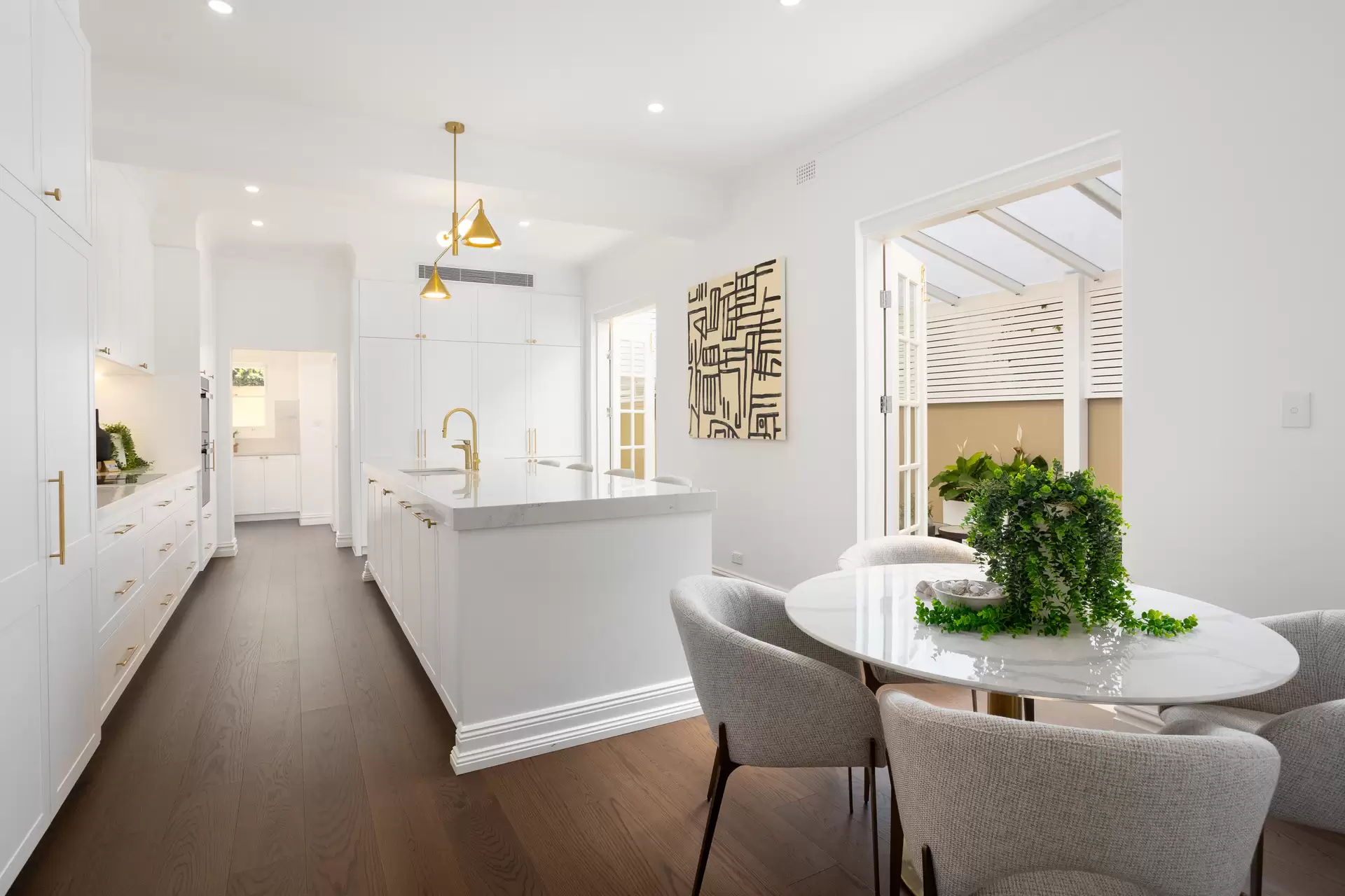 5 McDonald Street, Potts Point Auction by Sydney Sotheby's International Realty - image 1