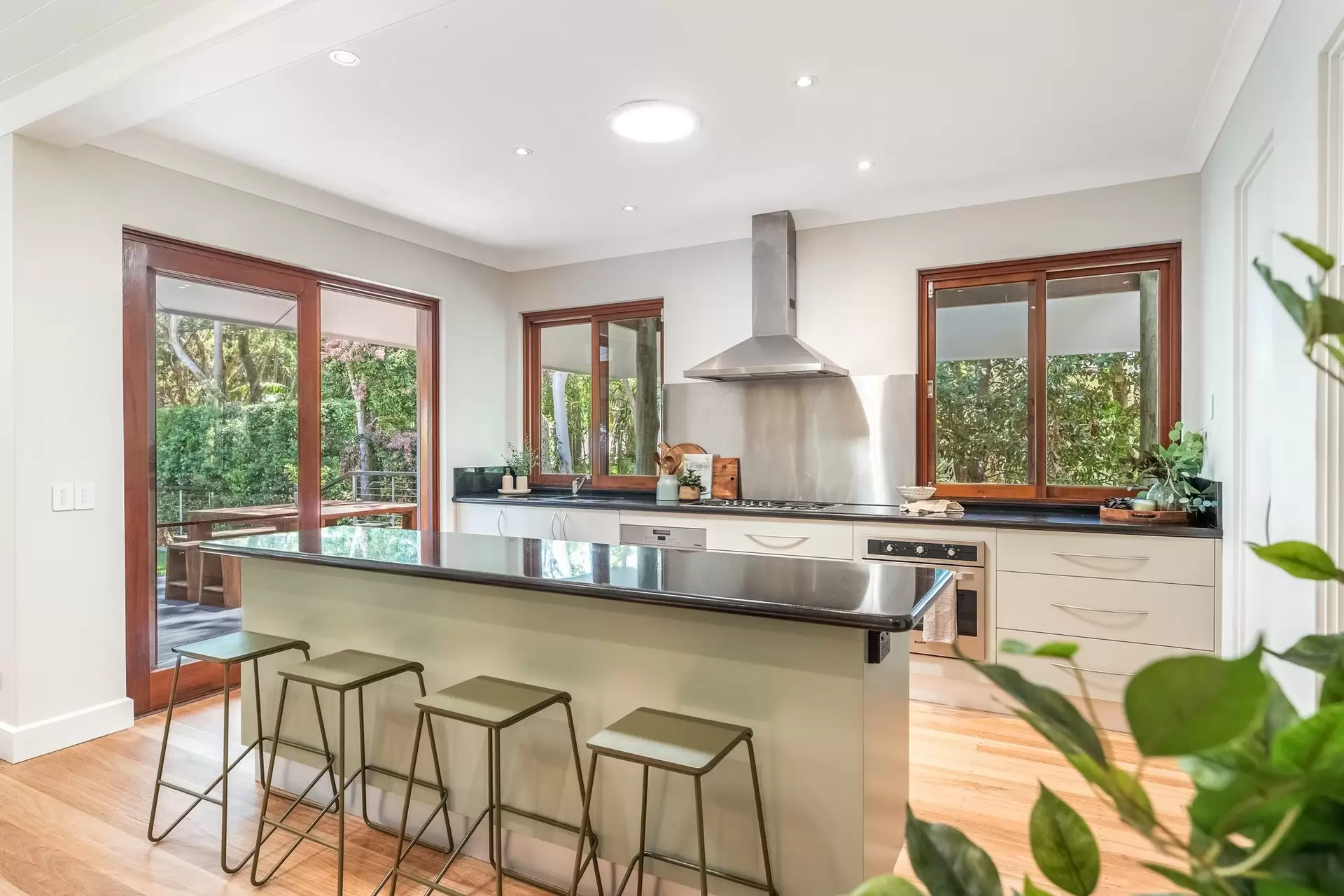 32 MacGregor Street, Suffolk Park For Sale by Sydney Sotheby's International Realty - image 13